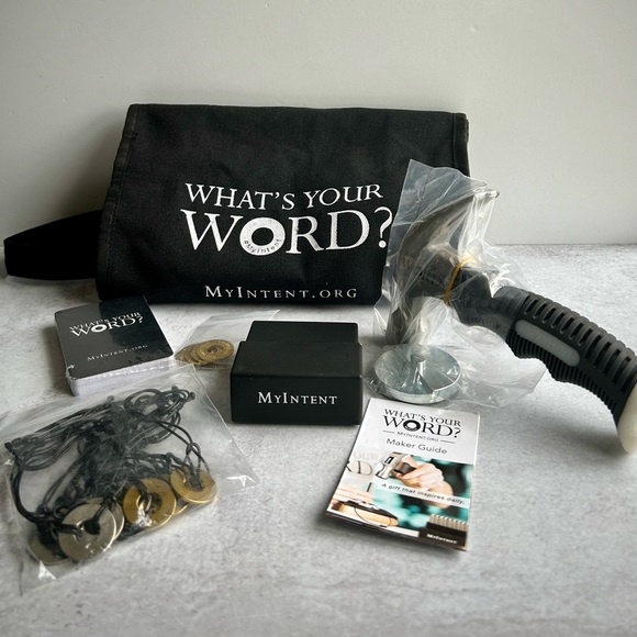 What's Your Word? Personalized 10 Bracelet Maker Kit by MyIntent - Picture 3 of 11